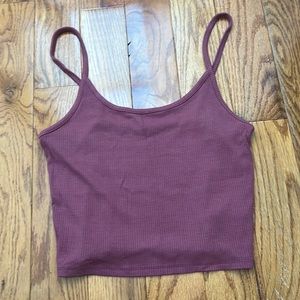 Dark pink cropped cami American eagle top. Size m and used rarely